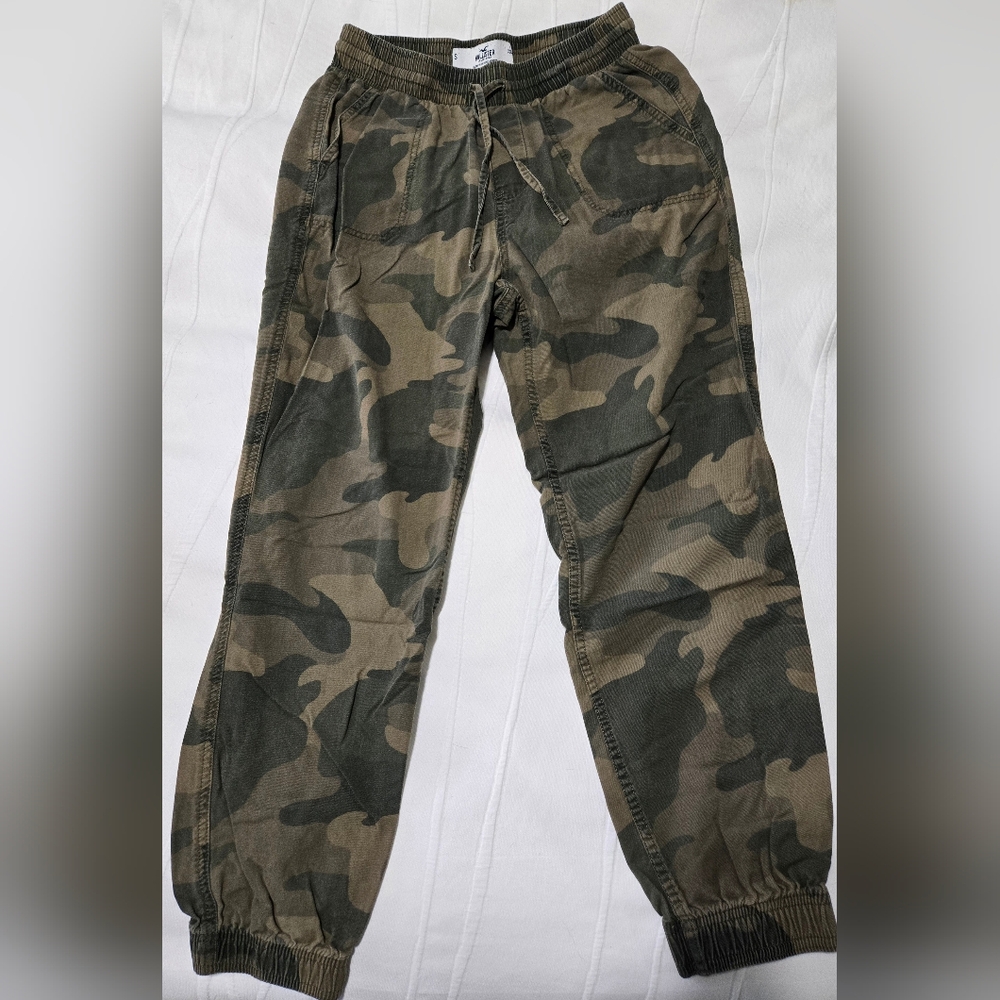 Hollister Ultra-High Riso Camo Jogger, S